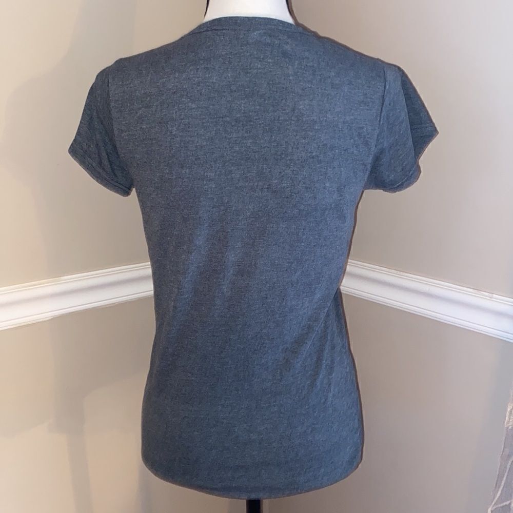 Gildan Gray Basic Tee - Picture 3 of 4